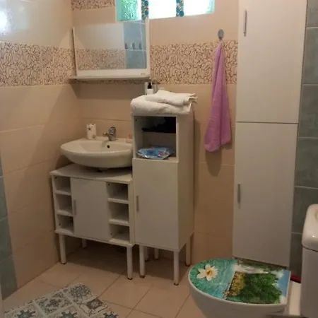 Sweet Apartment *
